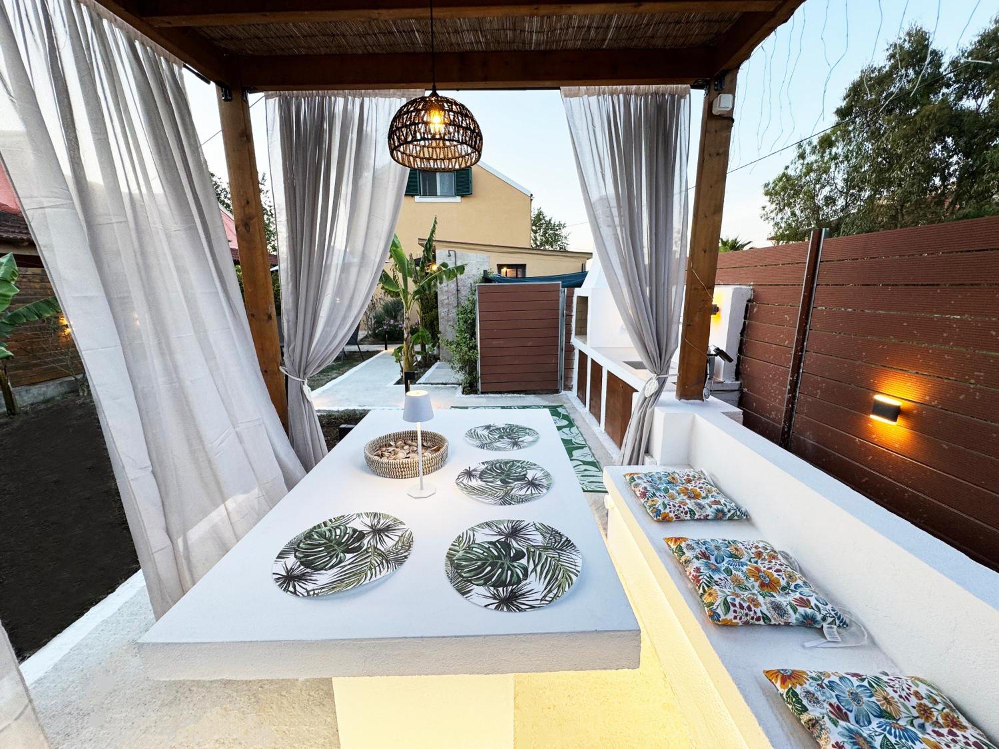 Burnelia Vacation House Lefkímmi Exteriér fotografie